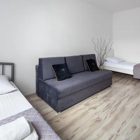 Sleepy3city 10 Lutego 23 * גדינייה