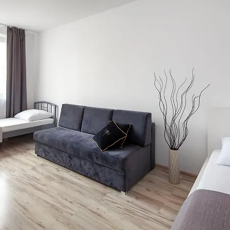 Sleepy3city 10 Lutego 23 גדינייה