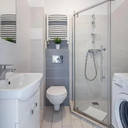 Appartamento Sleepy3city 10 Lutego 23 *