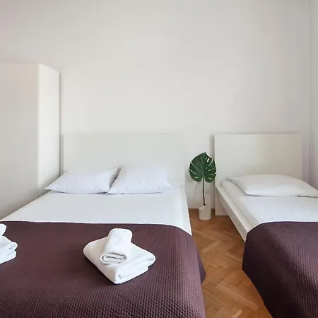 Apartment Sleepy3city 10 Lutego 23