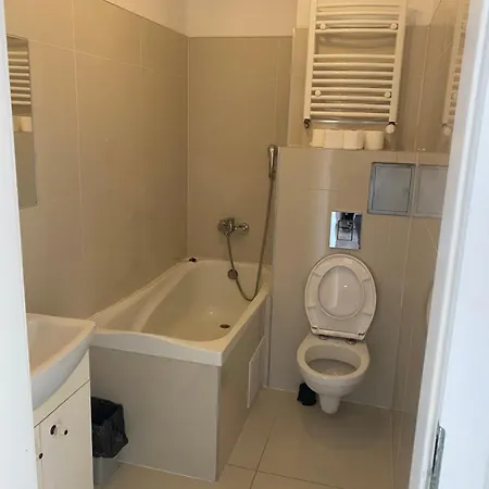 Appartamento Sleepy3city 10 Lutego 23