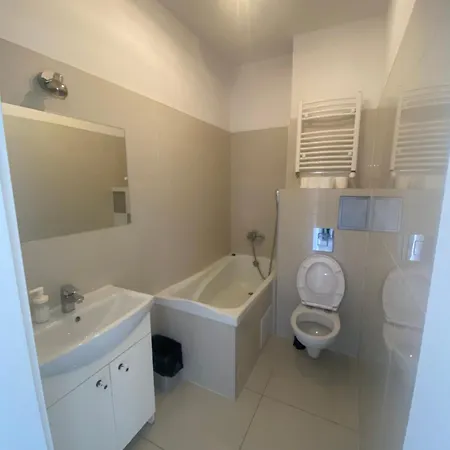 Sleepy3city 10 Lutego 23 Appartamento *