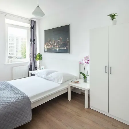 Appartamento Sleepy3city 10 Lutego 23 *